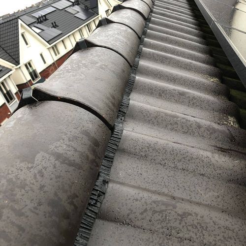 De diensten van dakspecialist in Doorwerth Nieuwe laag bitumen